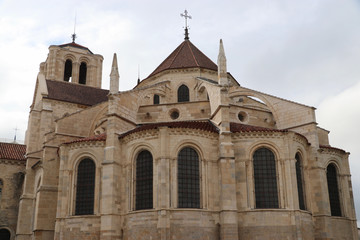 Fototapeta na wymiar Kathedrale von Vezeley