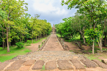Fototapeta na wymiar sand stone castle, phanomrung in Buriram province, Thailand. Religious buildings constructed by the ancient Khmer art, Phanom rung national park in North East of Thailand