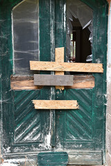 Versperrte Eingangstür 