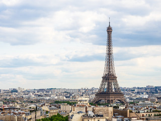 パリ　凱旋門から眺めるエッフェル塔
