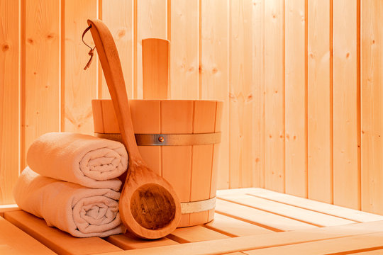 Saunazubeh&ouml;r in einer Sauna