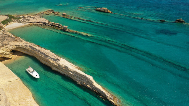 Laki Bilder Durchsuchen 949 Archivfotos, und Videos