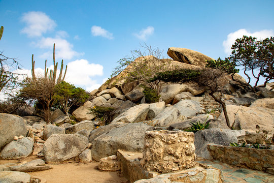 Die Felsen von Casibari und Ayo auf einer der ABC-Inseln in der Karibik.