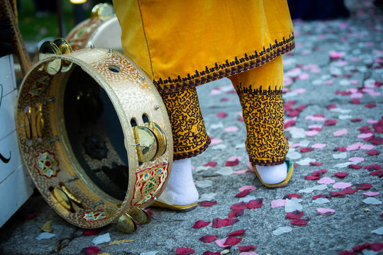 Moroccan Dancers Musicians Singers Traditional Dress