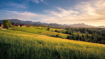Fototapeta premium sunset in the mountains