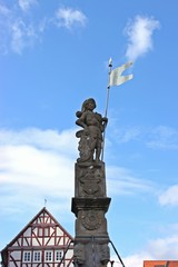 Der Rolandsbrunnen in Fritzlar