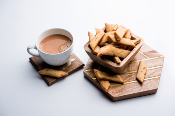 Namakpare or Salty Shakarpara/shakarpare or namkeen Shankarpali, popular diwali food or tea-time snack from Gujarat, India