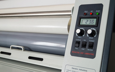 Laminator - roll laminator on temperature