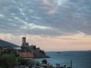 Malcesine – malerische Gemeinde am Ostufer des Gardasees in Norditalien