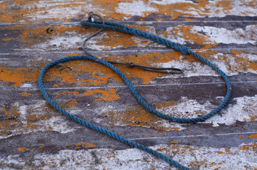  Blue rope and aged wood