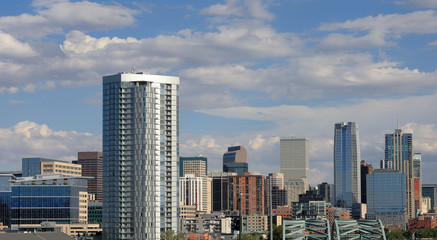 Fototapeta na wymiar View of Denver downtown cityscape on a sunny afternoon.
