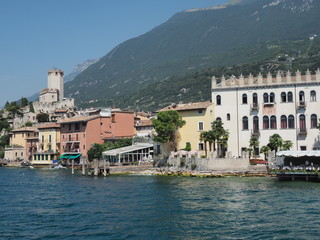 Malcesine &ndash; malerische Gemeinde am Ostufer des Gardasees in Norditalien