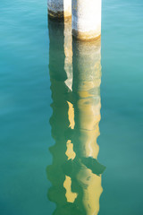 Poller im Wasser