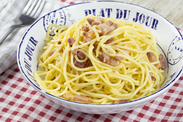 spaghetti carbonara