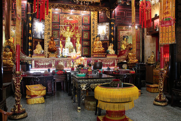 chinese temple (Leong San See Temple)  in singapore 