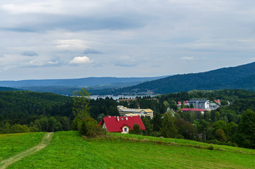 Panorama na zalew Soliński