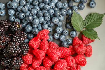 Brombeeren, Himbeeren und Heidelbeeren