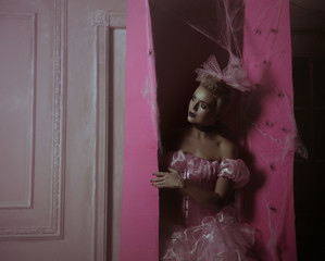 dead girl, scary doll in a coffin