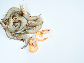 Fresh shrimp and Cooked shrimp
