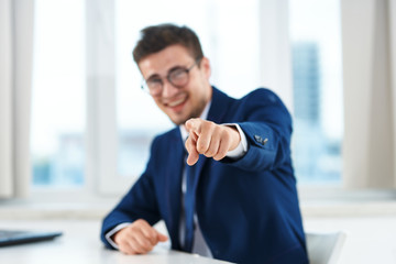 Fototapeta premium businessman talking on phone in office