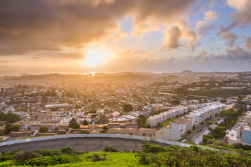 San Francisco, California, USA skyline from Twin Peaks in the morning.