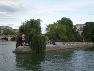 ile de la cit&egrave;