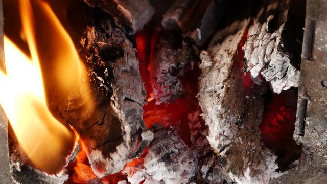 frie flames 4K