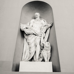 Vilnius Cathedral Statue 1