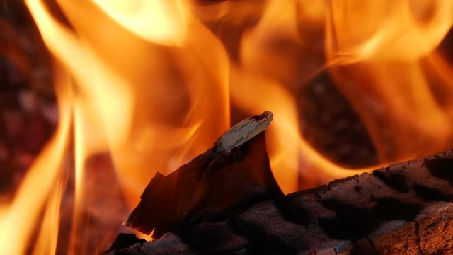frie flames 4K