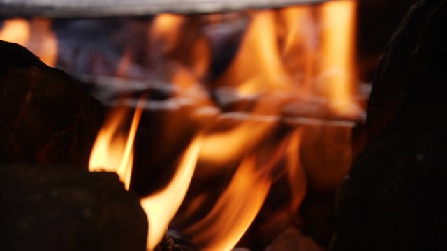 frie flames 4K