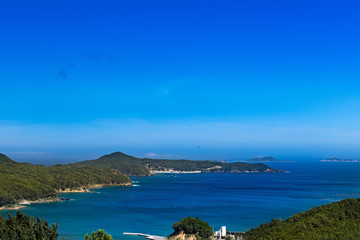 Obraz premium 快晴の三陸牡鹿半島の漁港