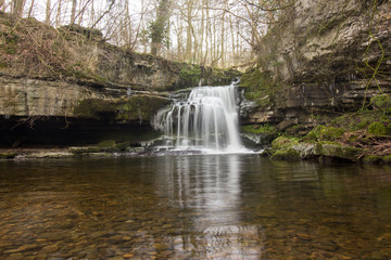 Fototapeta na wymiar Waterfall in Winter
