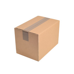 Geschlossenes Paket isoliert auf weißem Hintergrund