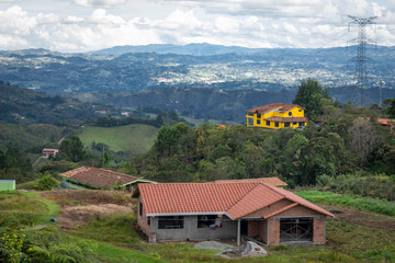 Obraz premium Country home on a blue sky