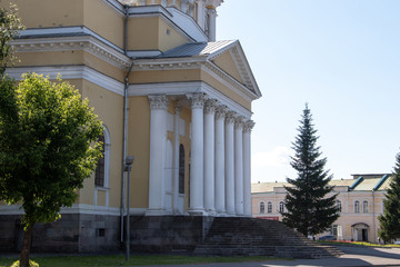 Fototapeta na wymiar Rybinsk. Yaroslavl region. Spaso-Preobrazhensky Cathedral. 19th century.