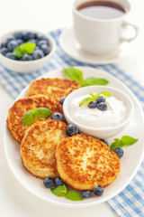 Little cheesecakes.