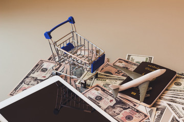 Obraz premium Concept shopping cart,Buy and sell at department stores,Online products,Dollar,Technology,Sale,discount