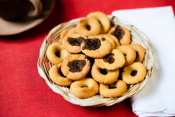 Rosquillas and viejitas on a traditional palm basket. No people.