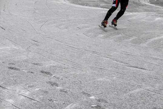 Beijing river skating