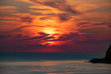 Obraz premium Orange sunset sea horizon view at sunset