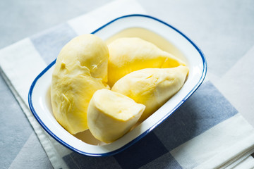 Durian riped / Fresh durian peel tropical fruit
