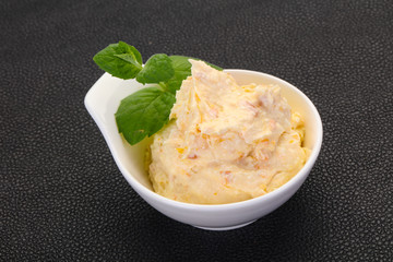 Curd with dry apricot