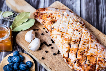 Préparation de magret de canard sauce miel myrtilles