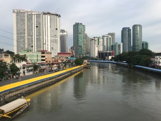 pasig river skyscapers and skylines