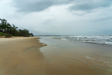 South Goa - View to endless Cavelossim beach / India