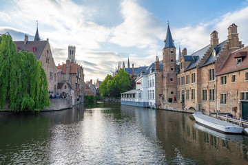 Fototapeta premium Bruges city skyline and canal in Bruges, Belgium