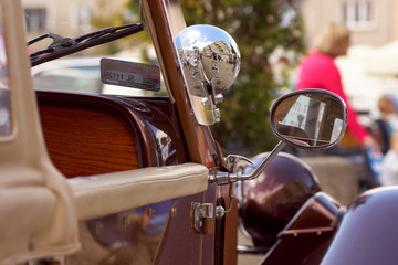 Head lamps of the old car. Oldtimer
