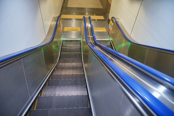 escalator in mall