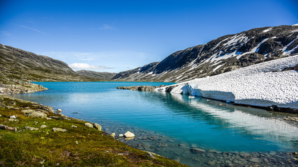 Obraz premium lake in mountains