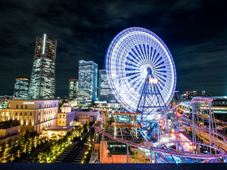 横浜　新港エリアとみなとみらい　夜景